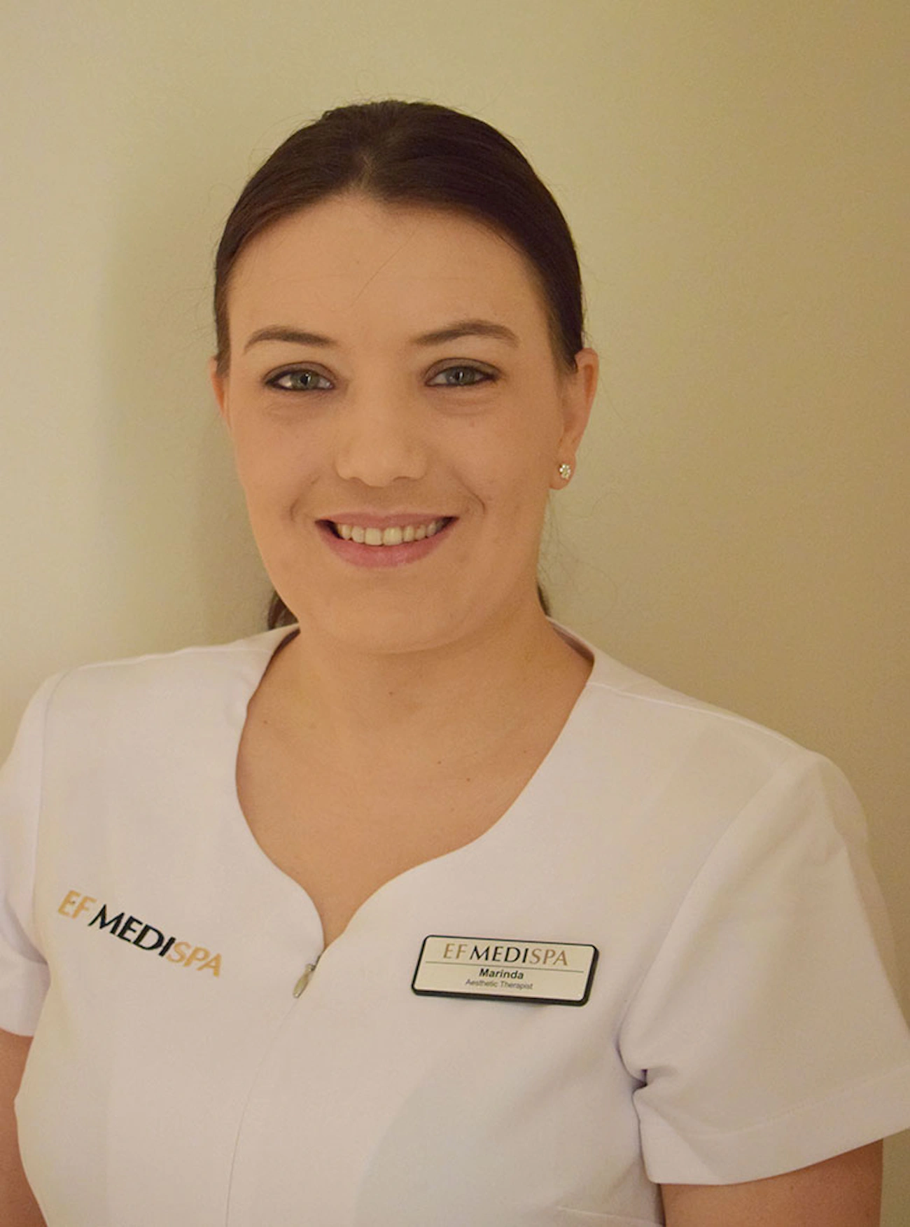 Marinda Raschell Meet the team: Marinda
